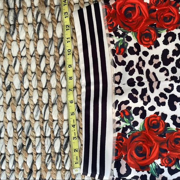 Fashion Nova Leopard and Rose Leggings Size Medium w/ Stretch - Picture 6 of 6